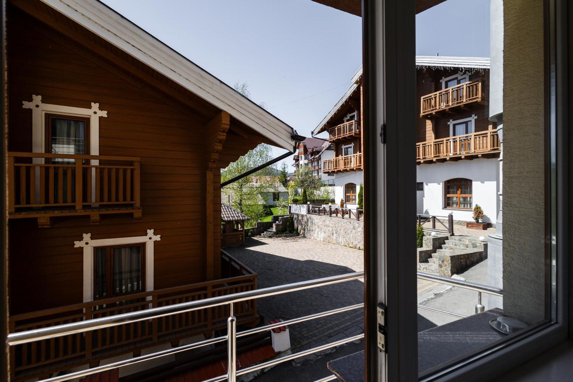 Villa Anet ปาเลียนิทซยา ภายนอก รูปภาพ
