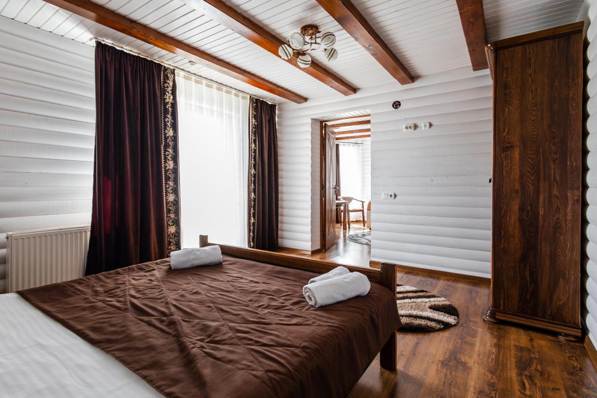 Villa Anet ปาเลียนิทซยา ภายนอก รูปภาพ